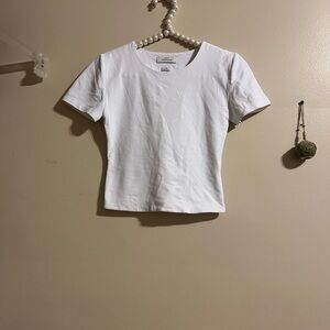 Aritzia Babaton Contour Short Sleeve white top